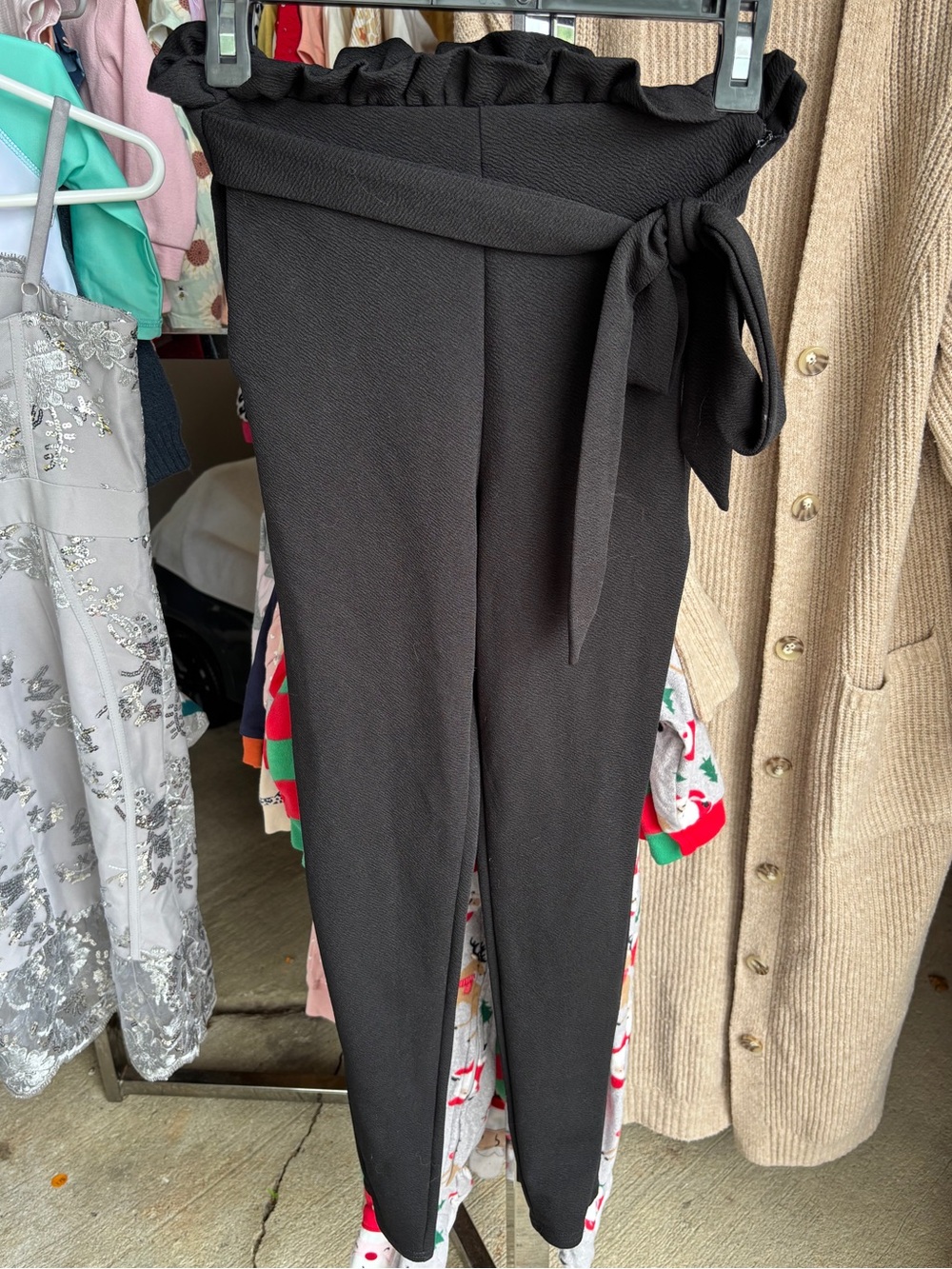 Size: XS High-Rise Tie-Waist Black Pants